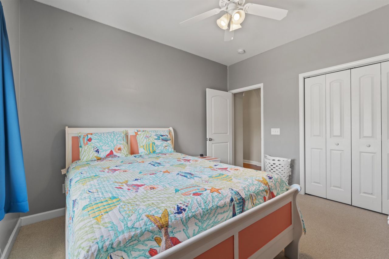 237 Cloverleaf Dr. Photo 21