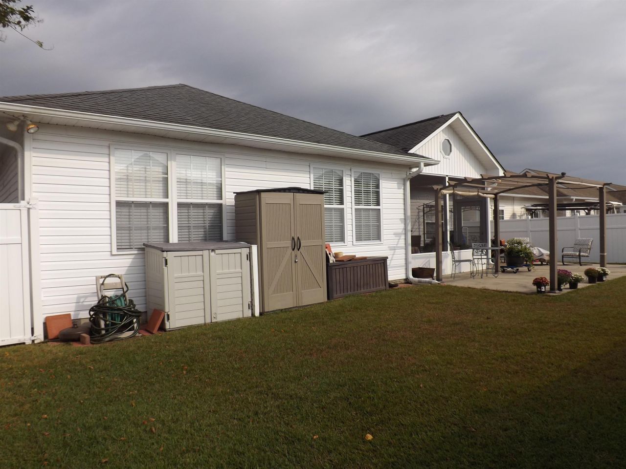 237 Cloverleaf Dr. Photo 28