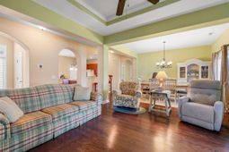 237 Cloverleaf Dr. photo 4