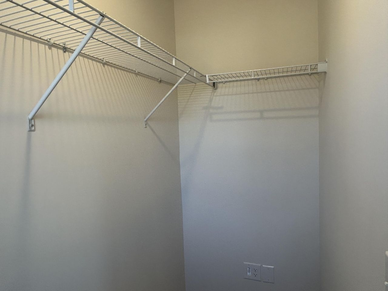 475 Martins Creek Boulevard Photo 18