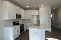 475 Martins Creek Boulevard photo 4