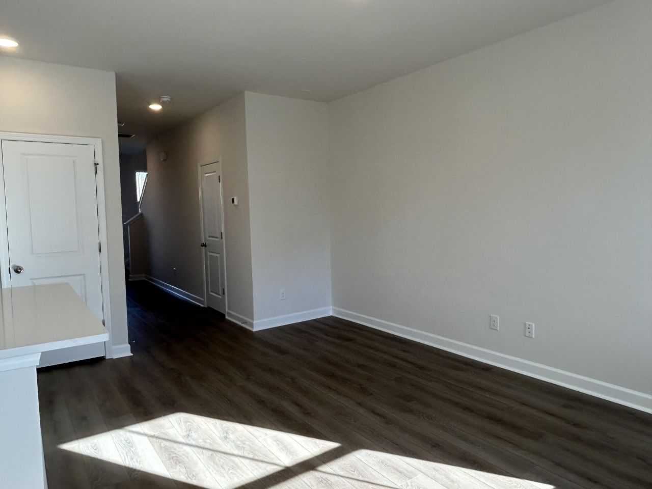 475 Martins Creek Boulevard Photo 5