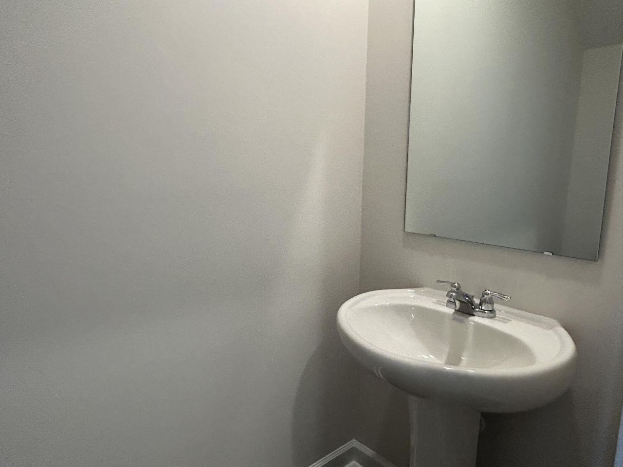 475 Martins Creek Boulevard Photo 9