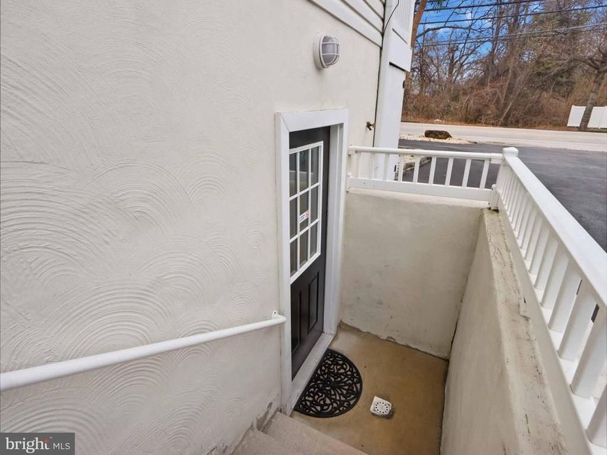 8147 Hog Neck Road, Pasadena, MD 21122 Main Photo