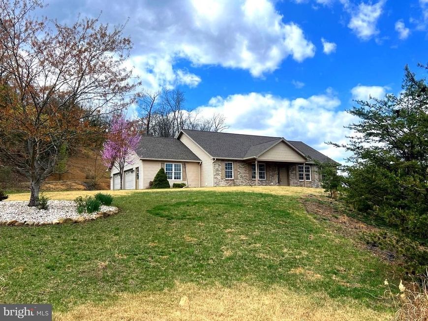 956 S Lakewood Drive, Ridgeley, WV 26753 Main Photo
