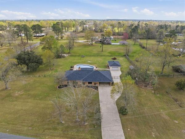 2768 Scarlett Drive, Lake Charles, LA 70611