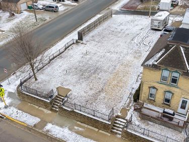 201 Boulevard Avenue NE, Montgomery, MN 56069