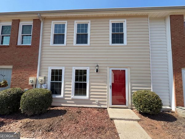 209 High Creek Drive, Roswell, GA 30076