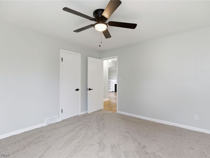 295 E 276th Street, Euclid, OH 44132 Photo 11