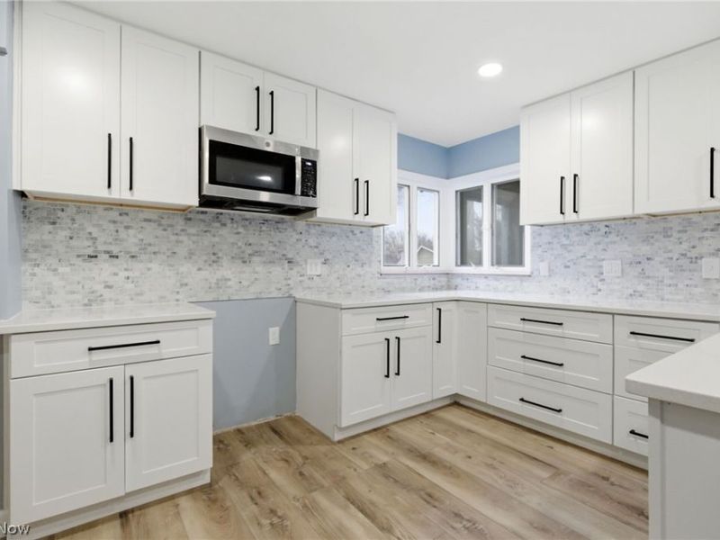 295 E 276th Street, Euclid, OH 44132 Photo 7