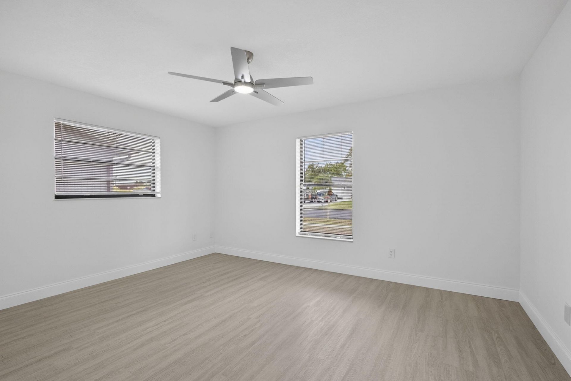 129 Bilbao Street, Royal Palm Beach, FL 33411 Photo