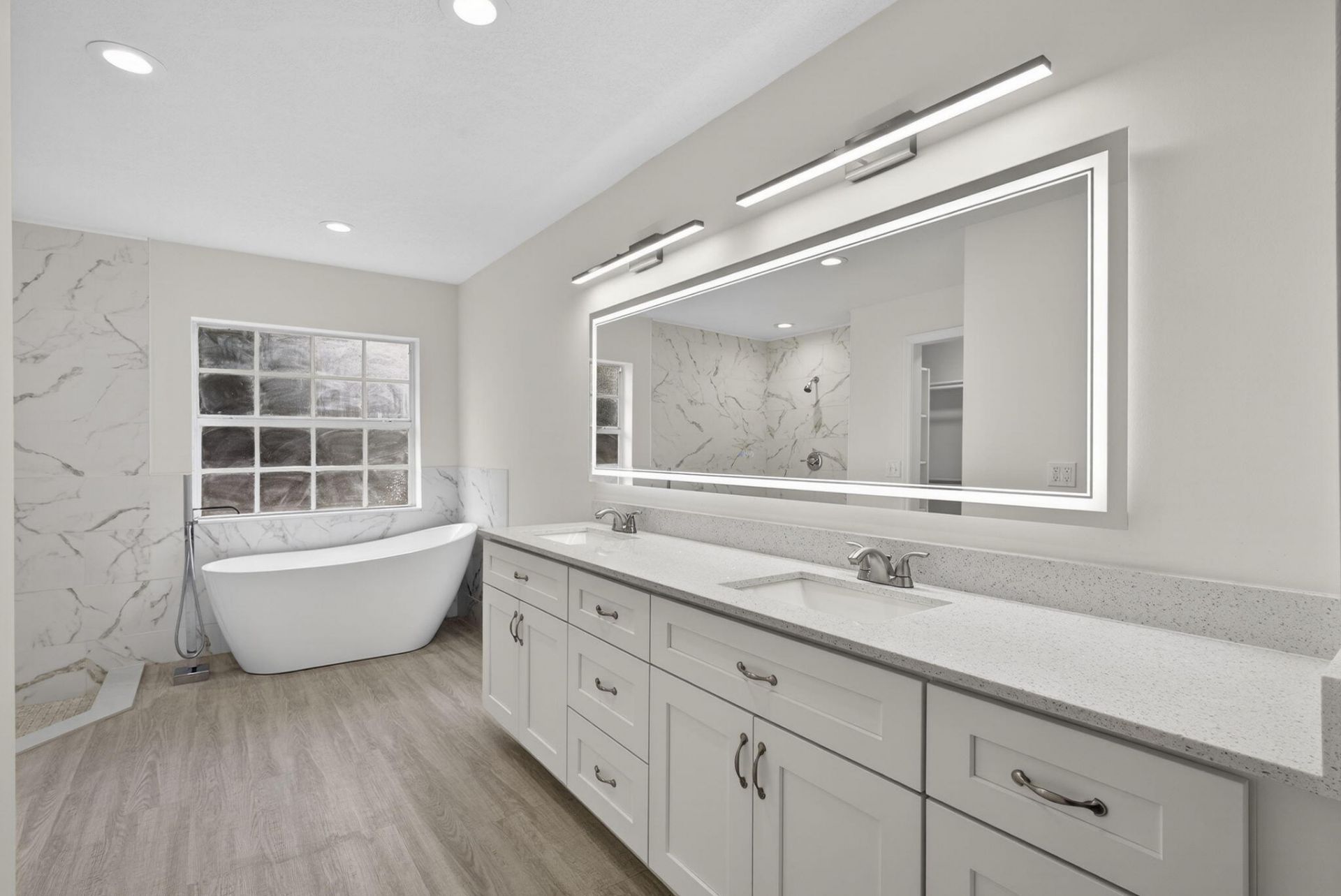 129 Bilbao Street, Royal Palm Beach, FL 33411 Photo