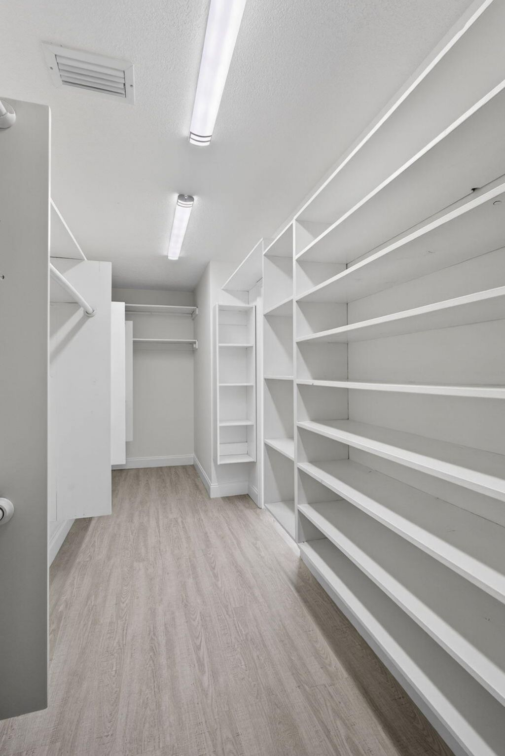 129 Bilbao Street, Royal Palm Beach, FL 33411 Photo