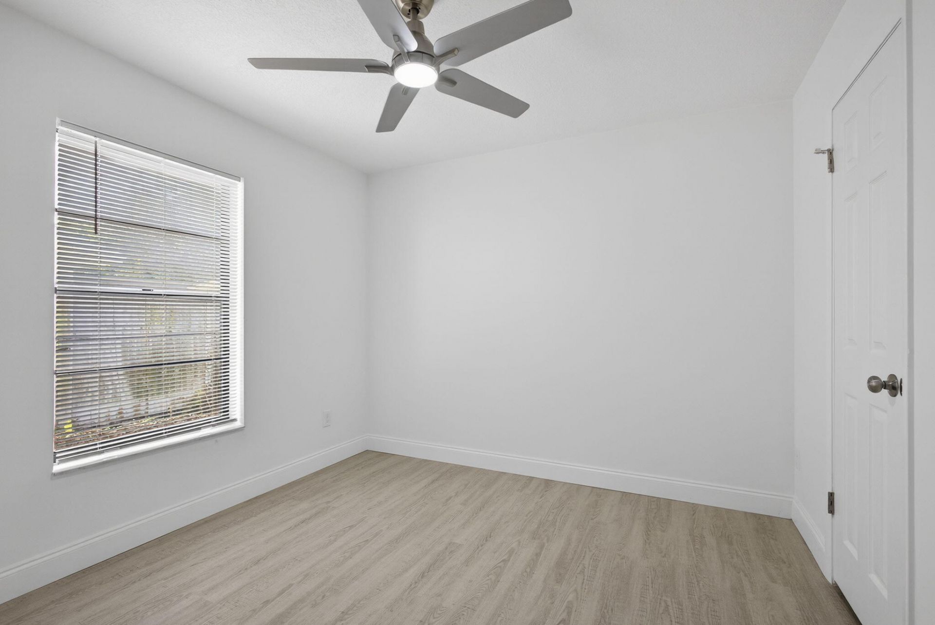 129 Bilbao Street, Royal Palm Beach, FL 33411 Photo