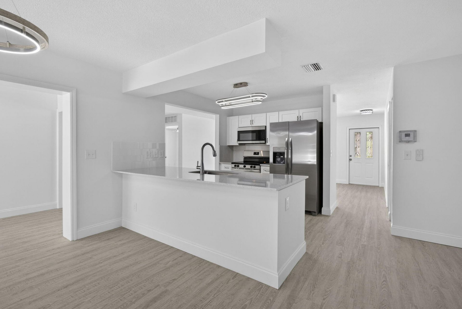 129 Bilbao Street, Royal Palm Beach, FL 33411 Photo