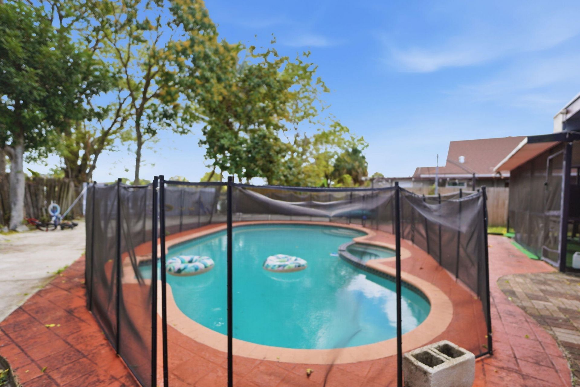 1301 SW 75th Avenue, North Lauderdale, FL 33068 Photo