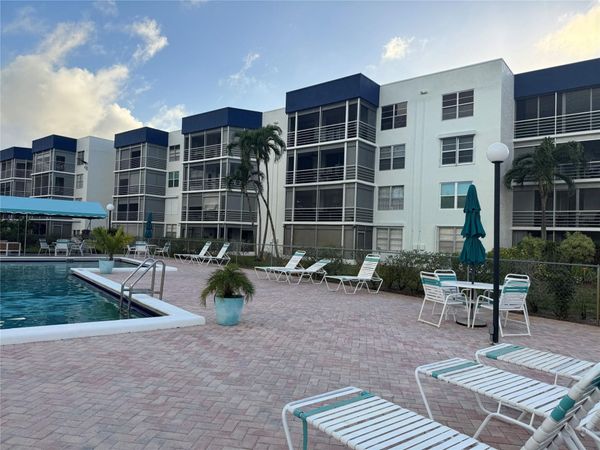 6000 NW 2nd Ave, Unit 237, Boca Raton, FL 33487