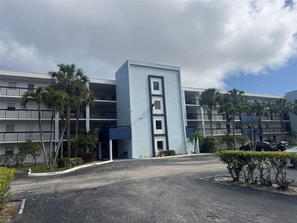 6000 NW 2nd Ave, Unit 237, Boca Raton, FL 33487