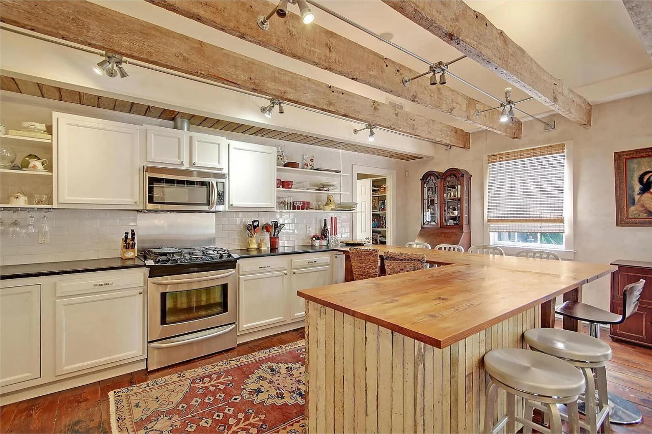 74 Reid Street Photo 8