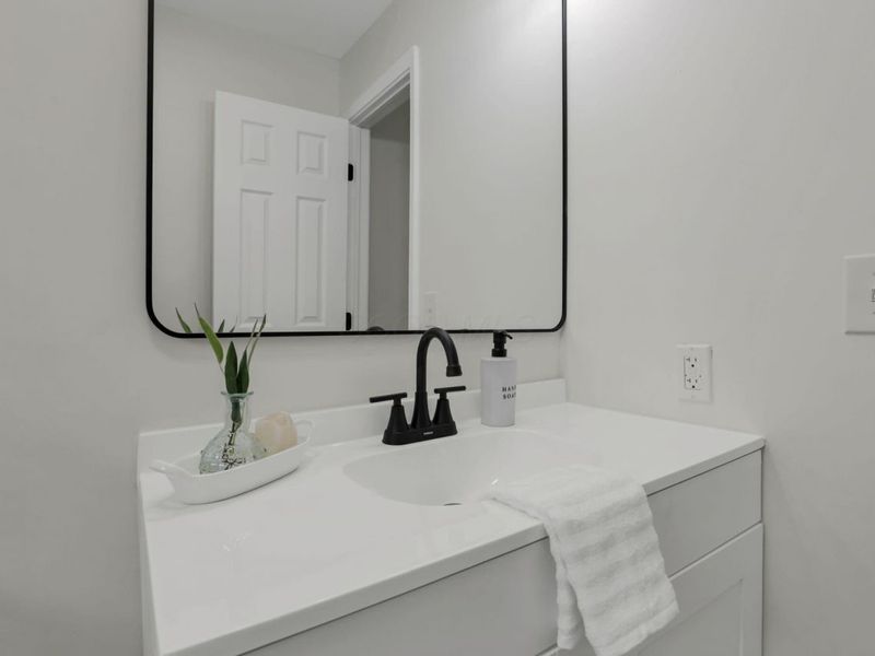 5524 Driftwood Road , Columbus, OH 43229 Photo 19