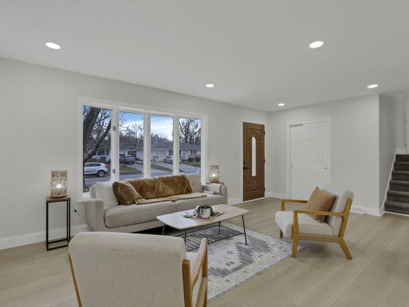 5524 Driftwood Road , Columbus, OH 43229 Photo 9