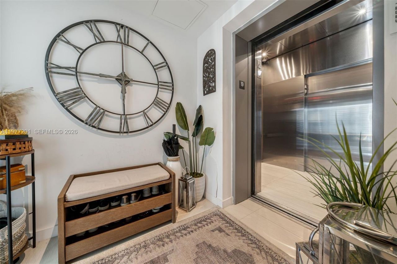 460 NE 28th St, Unit 1901, Miami, FL 33137 Photo