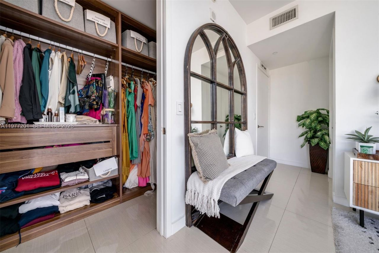 460 NE 28th St, Unit 1901, Miami, FL 33137 Photo