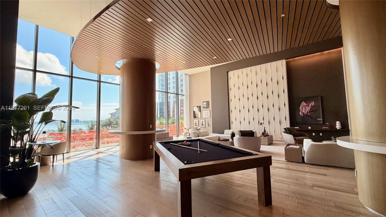 460 NE 28th St, Unit 1901, Miami, FL 33137 Photo