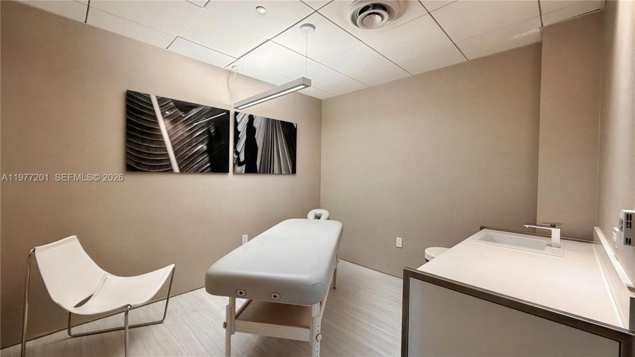 460 NE 28th St, Unit 1901, Miami, FL 33137 Photo