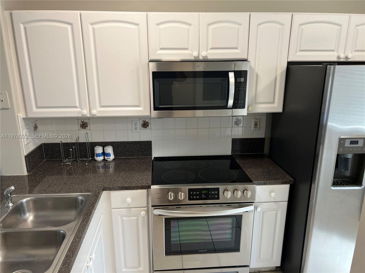 110 SW 109th Ave, Unit 15, Sweetwater, FL 33174 Photo