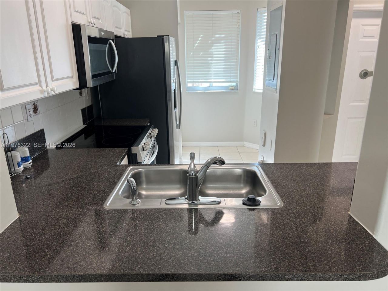 110 SW 109th Ave, Unit 15, Sweetwater, FL 33174 Photo