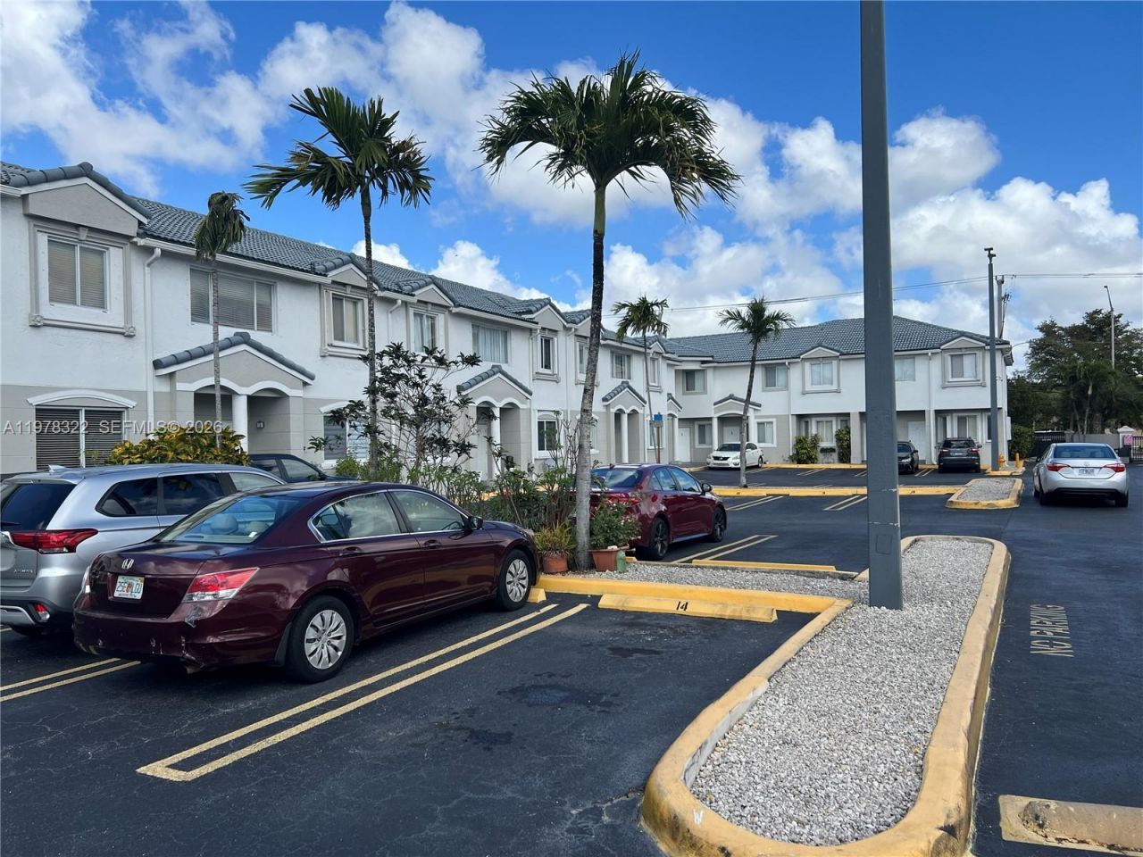 110 SW 109th Ave, Unit 15, Sweetwater, FL 33174 Photo