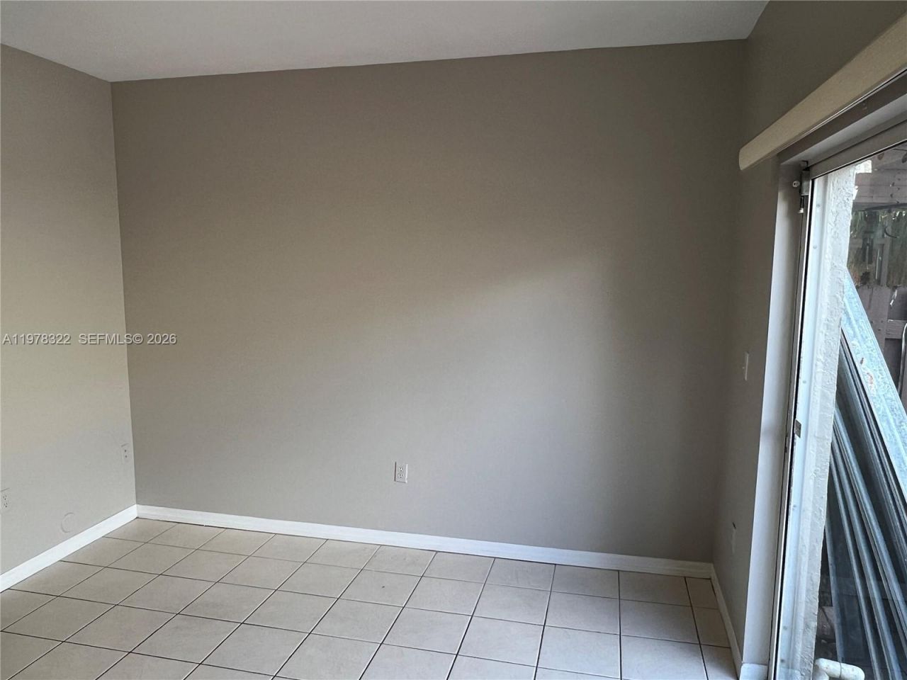 110 SW 109th Ave, Unit 15, Sweetwater, FL 33174 Photo