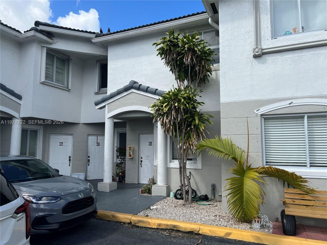 110 SW 109th Ave, Unit 15, Sweetwater, FL 33174 Photo