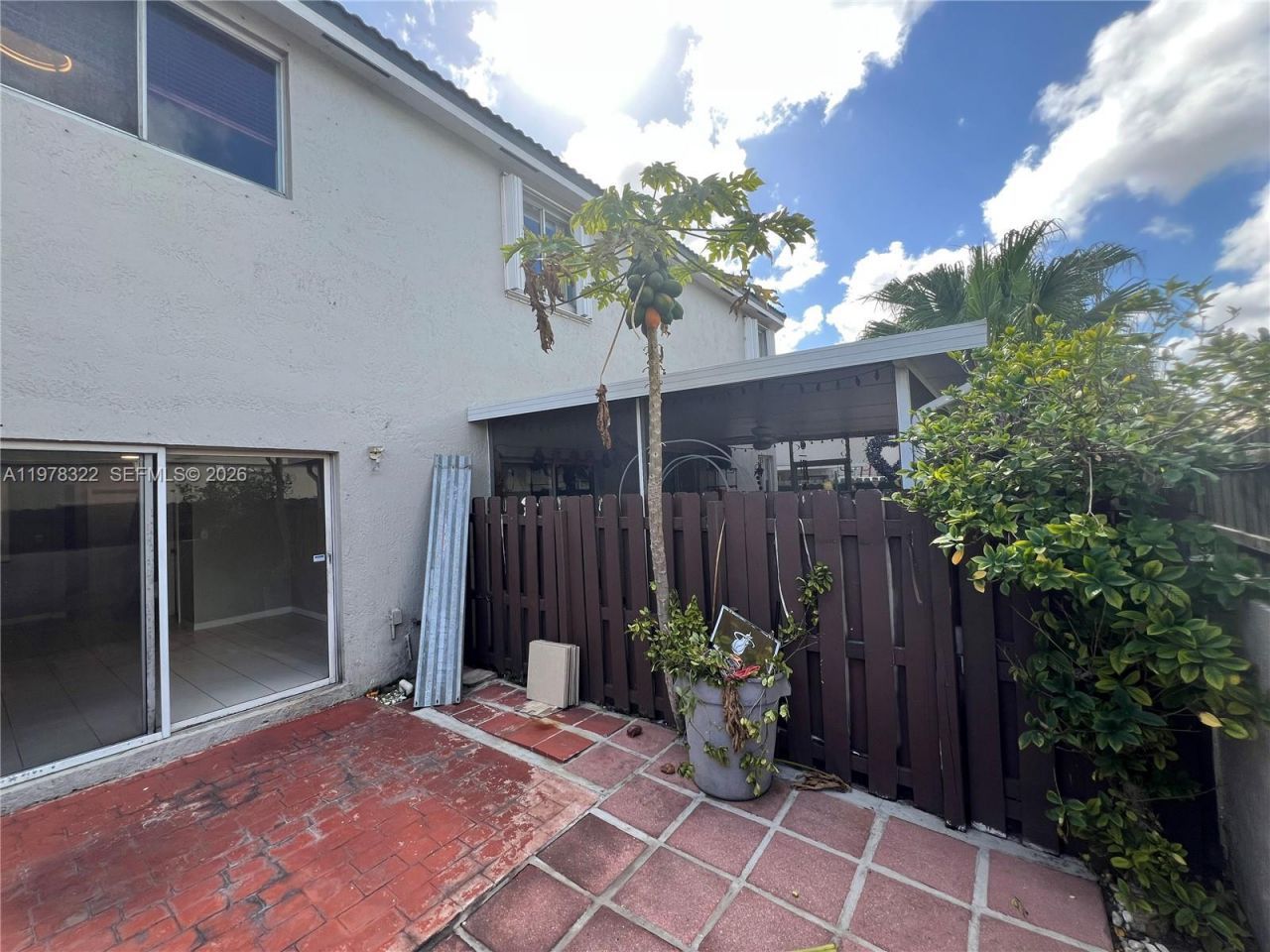 110 SW 109th Ave, Unit 15, Sweetwater, FL 33174 Photo