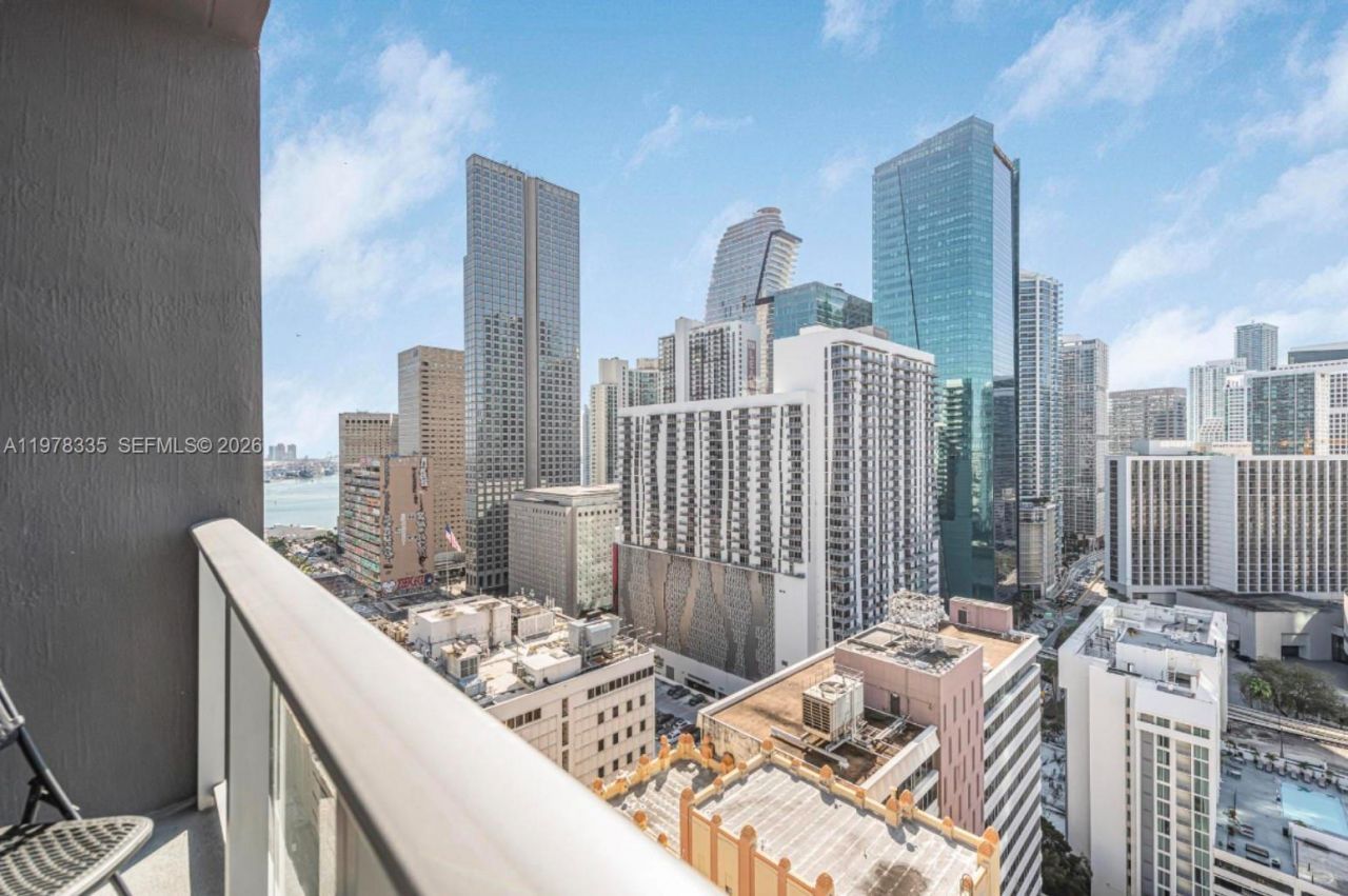 151 SE 1st St, Unit 2409, Miami, FL 33131 Photo