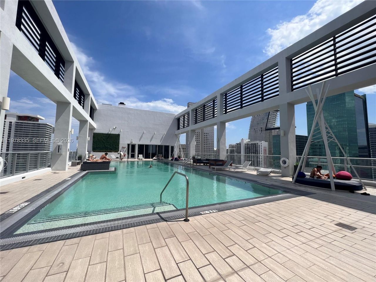 151 SE 1st St, Unit 2409, Miami, FL 33131 Photo