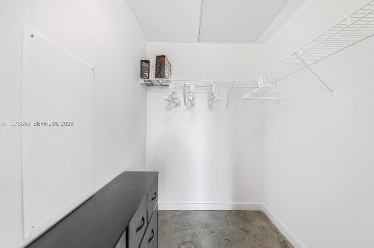 151 SE 1st St, Unit 2409, Miami, FL 33131 Photo