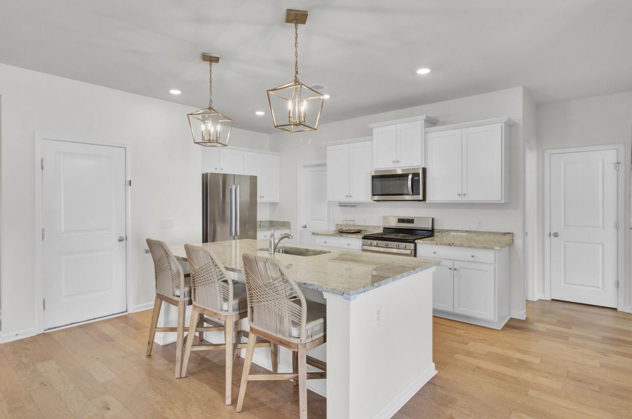 3889 Sawmill Court Photo 15