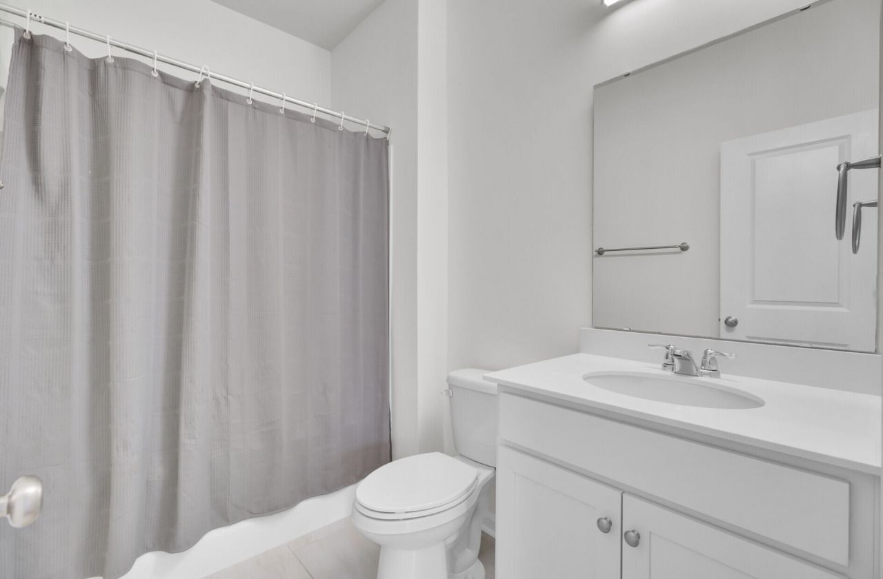 3889 Sawmill Court Photo 22