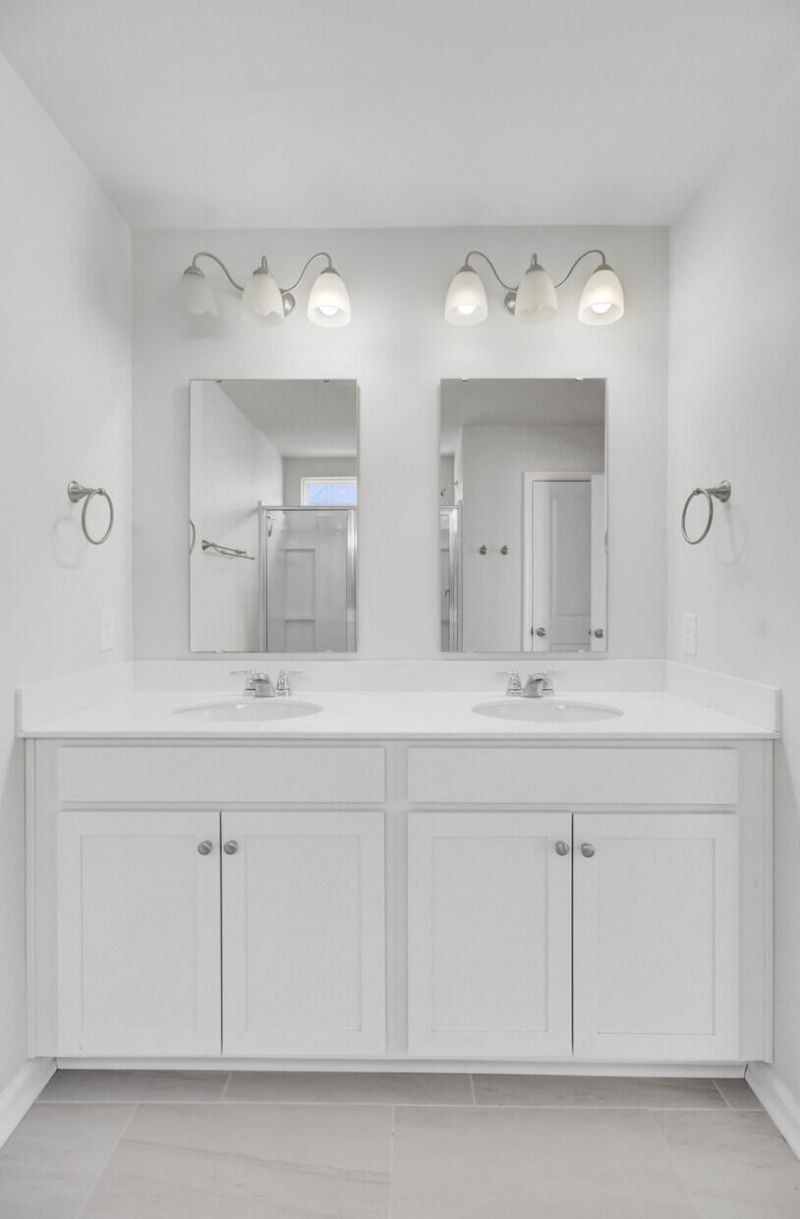 3889 Sawmill Court Photo 27