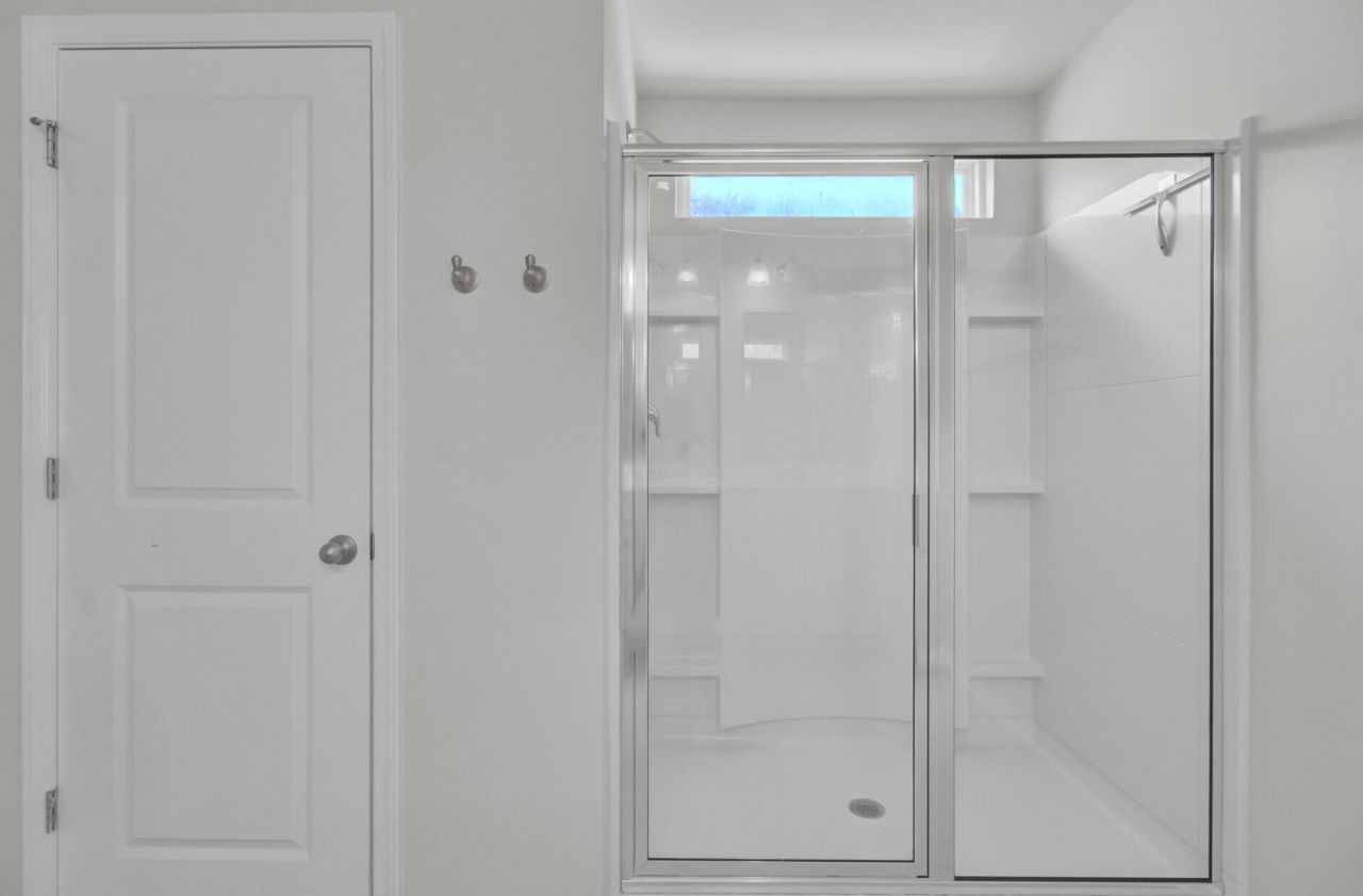 3889 Sawmill Court Photo 28