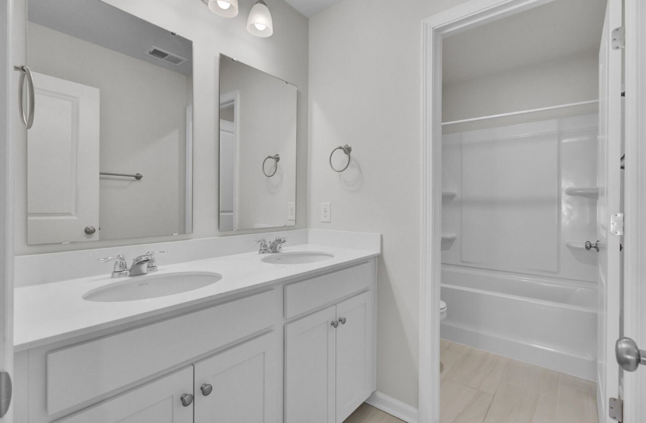 3889 Sawmill Court Photo 34