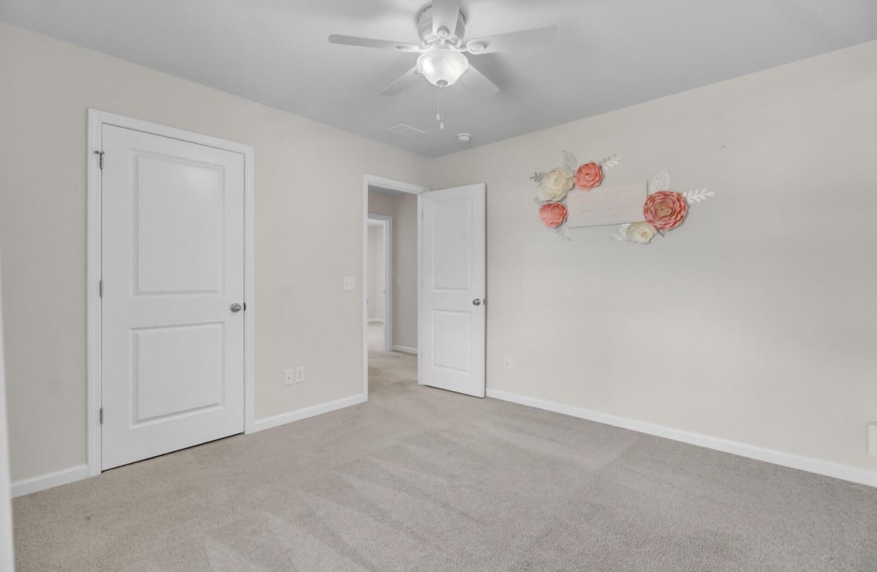 3889 Sawmill Court Photo 41