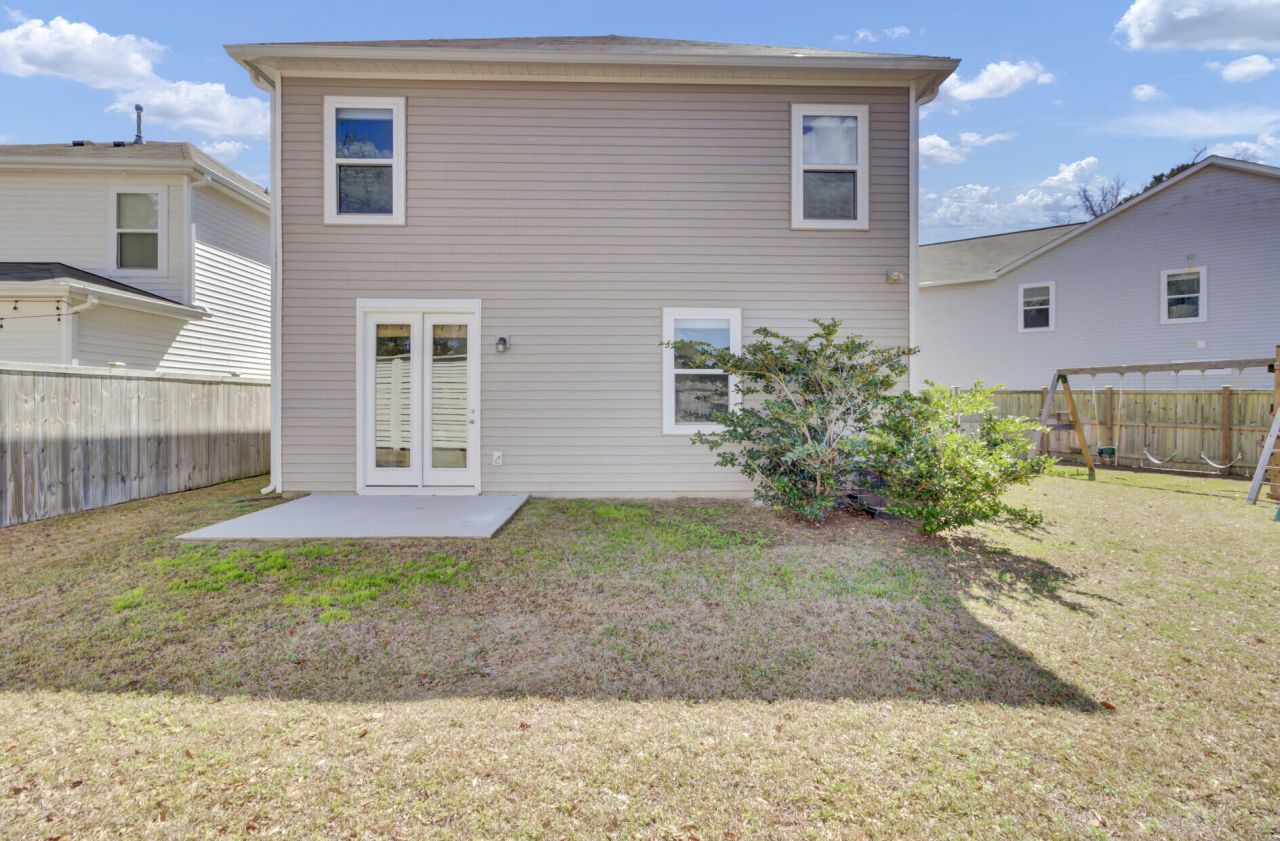 3889 Sawmill Court Photo 43