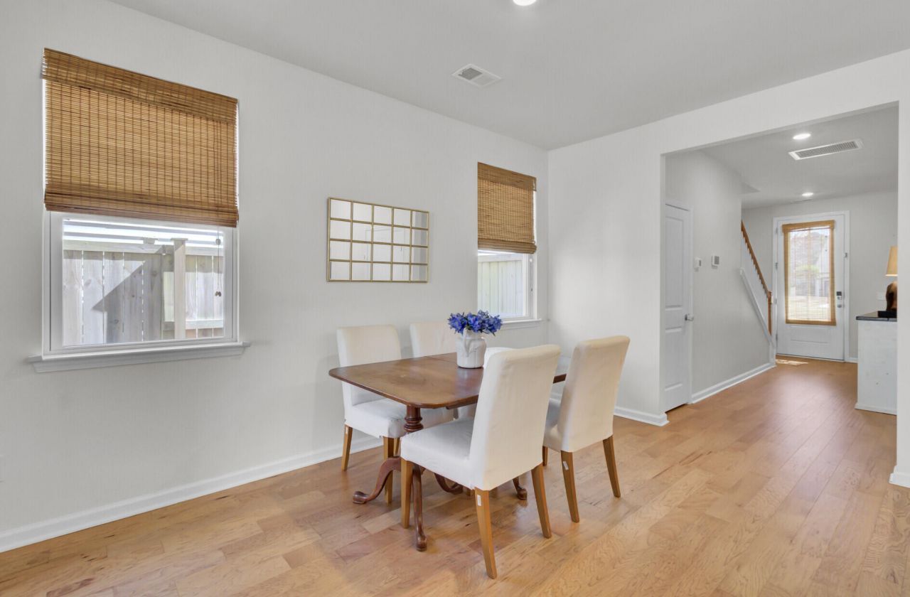 3889 Sawmill Court Photo 50