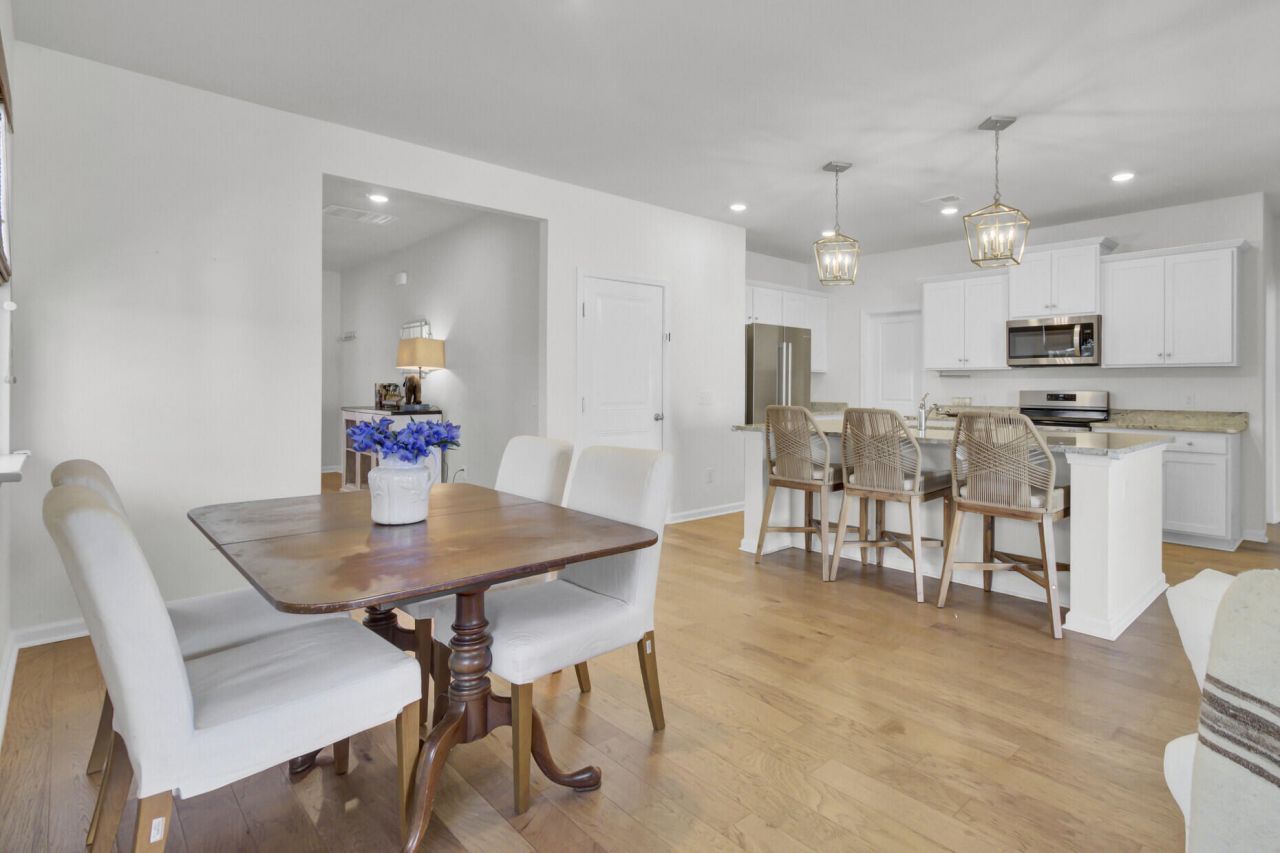 3889 Sawmill Court Photo 51