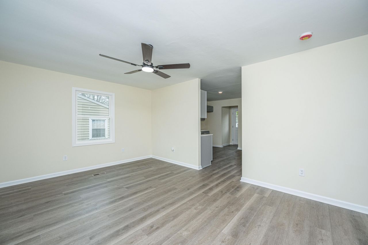 2332 Eagle Drive Photo 6