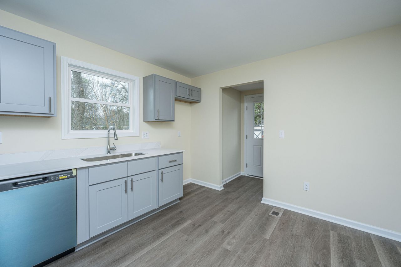 2332 Eagle Drive Photo 9