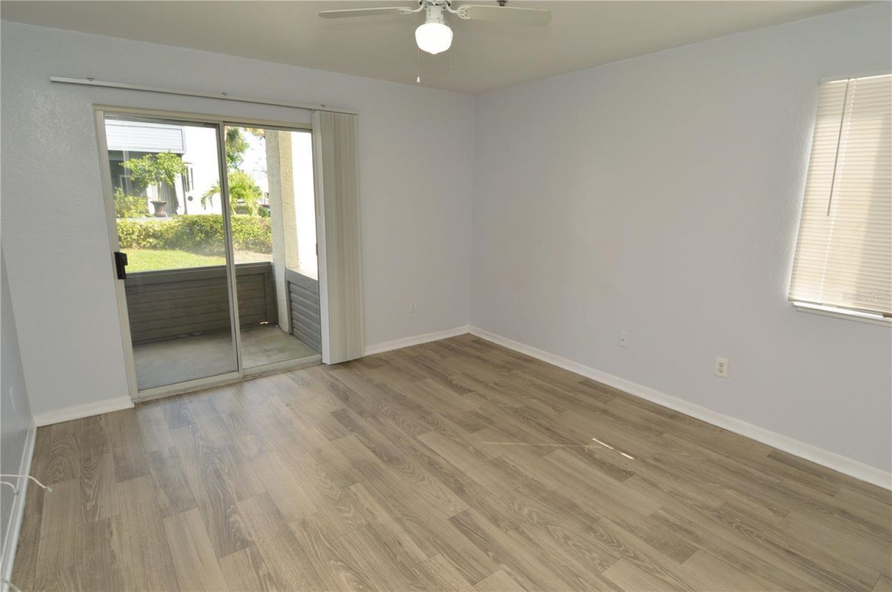 10263 Gandy Boulevard N, Unit 305, Saint Petersburg, FL 33702 Photo